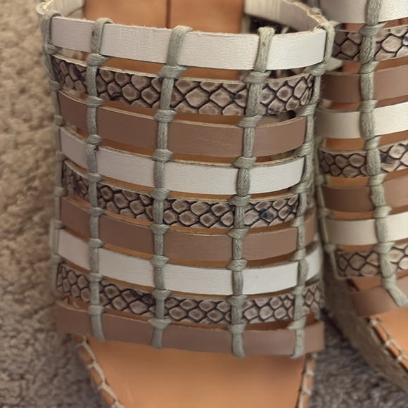 Dolce Vita Strappy Tan Espadrille Wedges - Picture 9 of 10